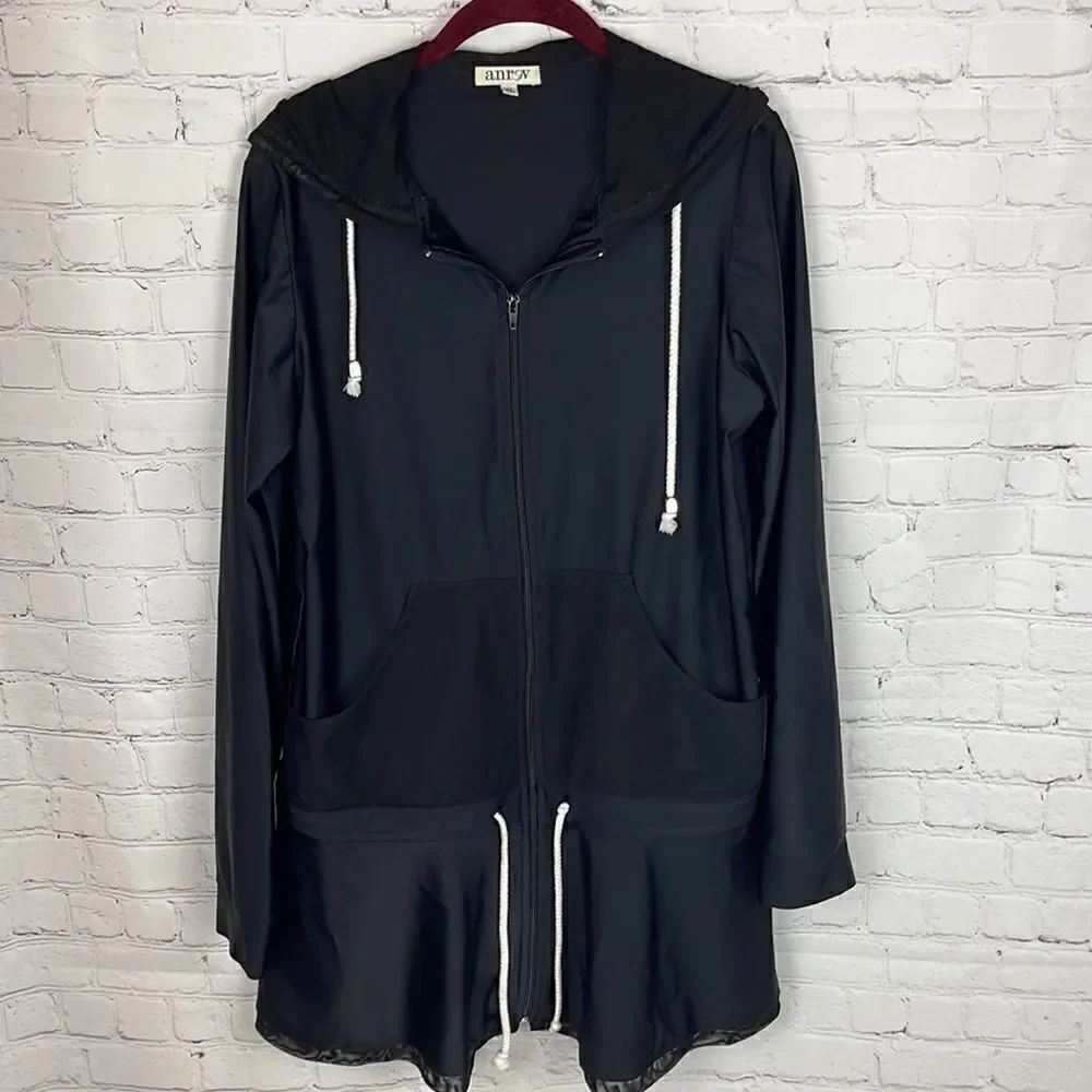 Anrev Tennis Jacket Size XL